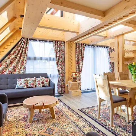 Tatiana Esencja アパート ザコパネ