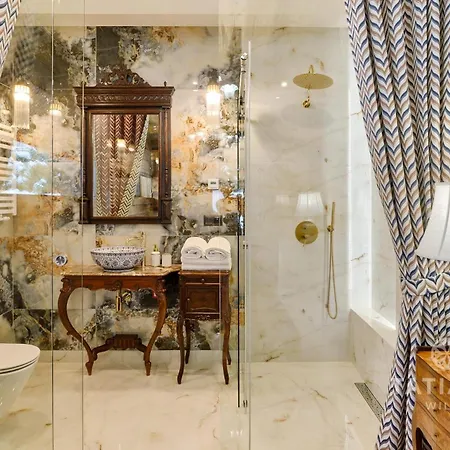 Tatiana Esencja アパート ザコパネ