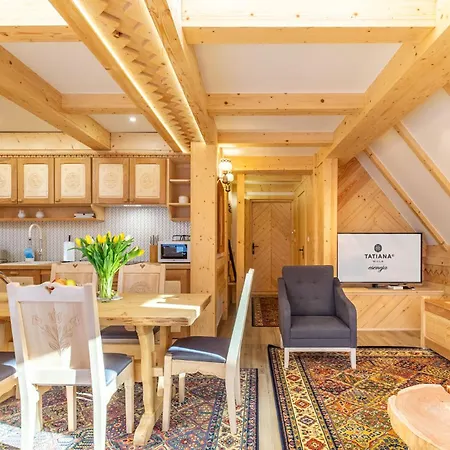 アパート Tatiana Esencja ザコパネ